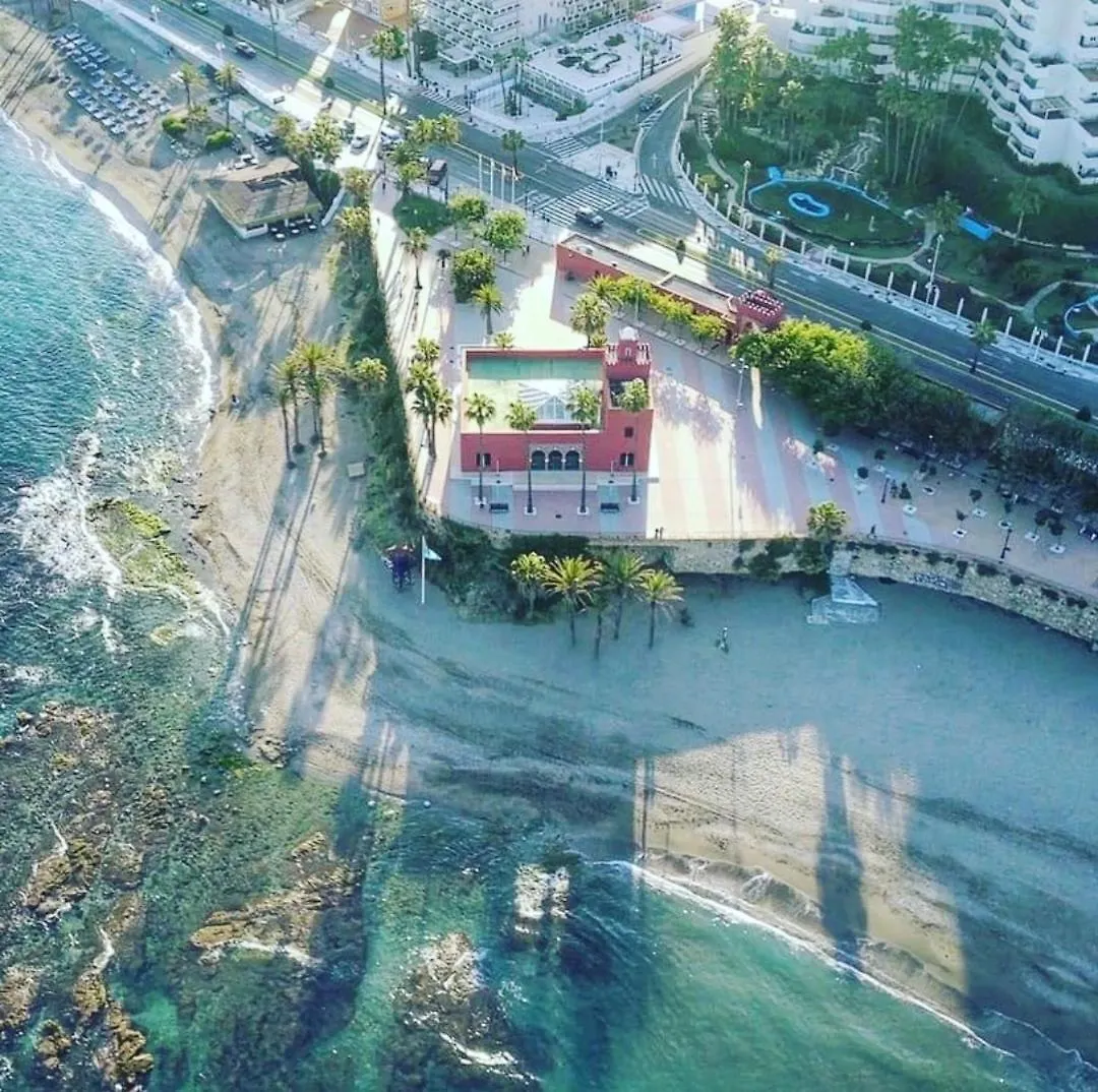 דירה בנאלמדנה Benalbeach Apartamento Exclusivo ספרד